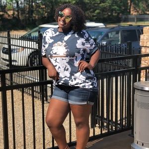 Meet your Posher, Kiana